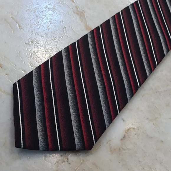 PIERRE CARDIN SILK TIE - Picture 4 of 9